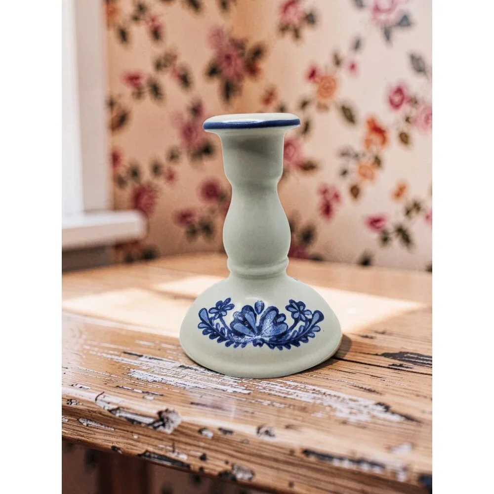 Vintage Platzgraff Yorktowne Ceramic Blue & White Floral Candle Holder - Picture 5 of 16